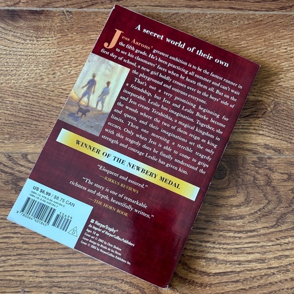 Bridge to Teabithia by: Katherin F. Patterson paperback book - Picture 3 of 3